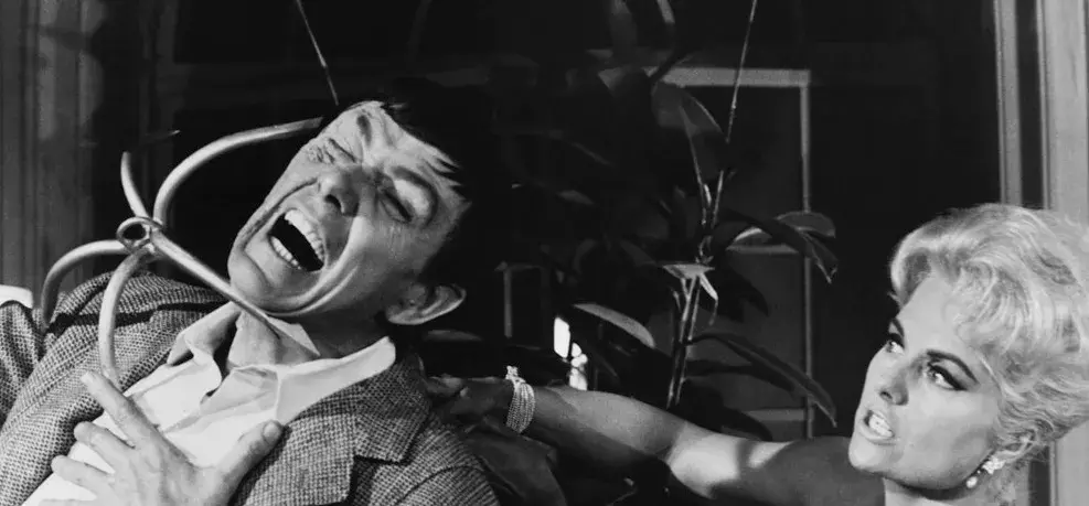 فیلم تصویر مامان مرده (Picture Mommy Dead 1966)
