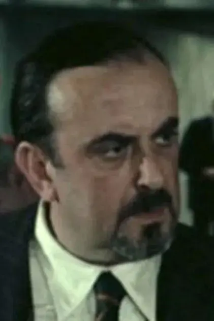 چزاره گلی