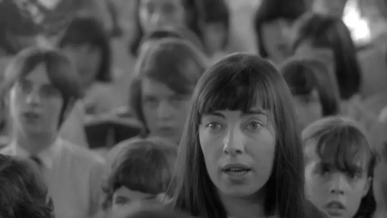 فیلم اتوبوس سفید (The White Bus 1967)