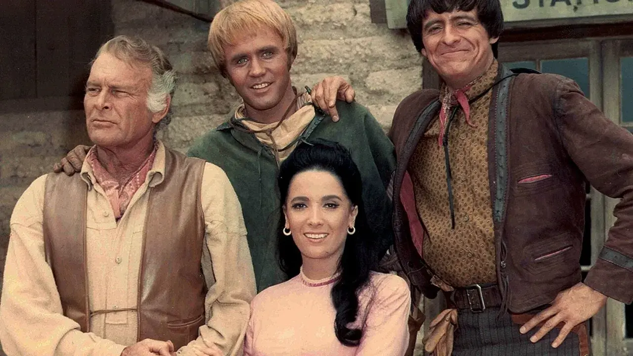 سریال چاپارل (The High Chaparral 1967-1971)