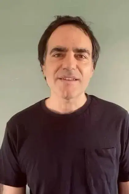 ارناند گونسالس بیامیلام