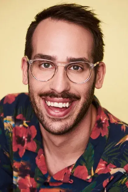 آدام باسل