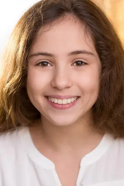 کلوئی استناج