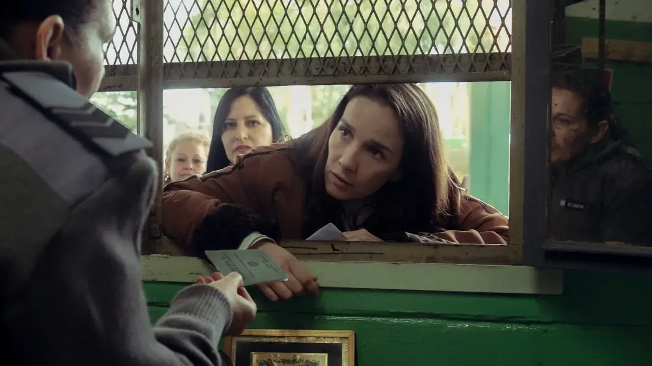 فیلم زنی در صف (The Woman in the Line 2025)