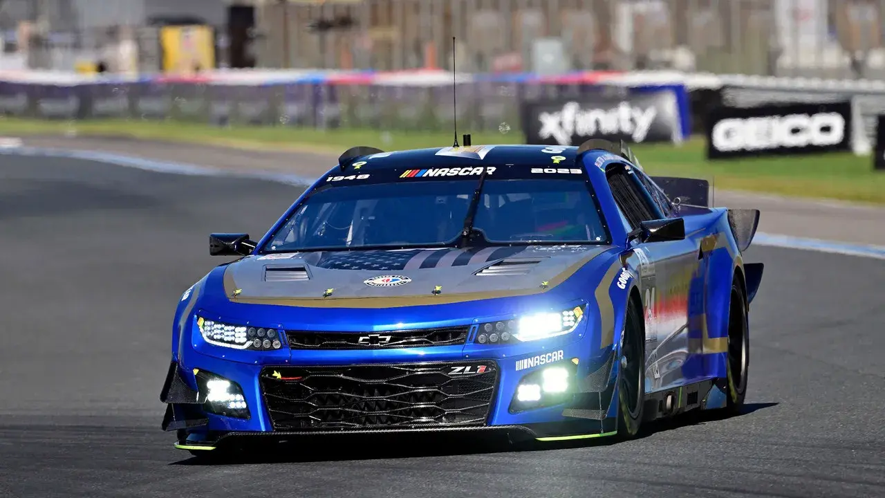 مستند طوفان آمریکایی: ناسکار در راه لومان (American Thunder: NASCAR to Le Mans 2025)