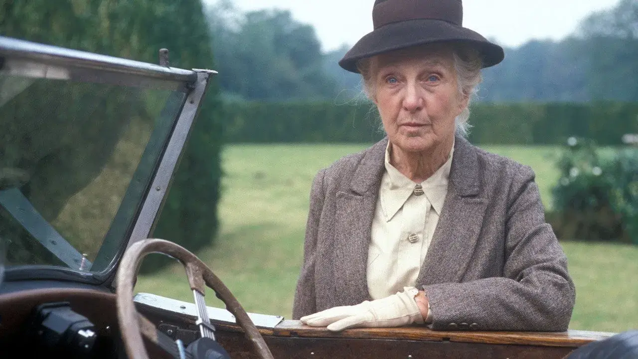 سریال خانم مارپل (Miss Marple 1984)