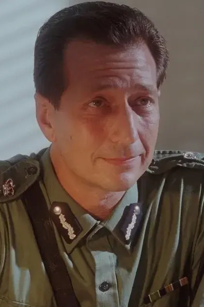 لوئیس راث