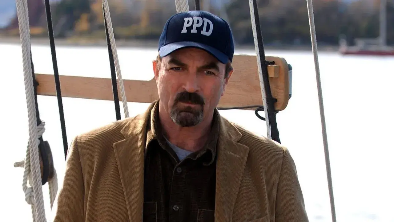 فیلم جس استون: تغییر اساسی (Jesse Stone: Sea Change 2007)