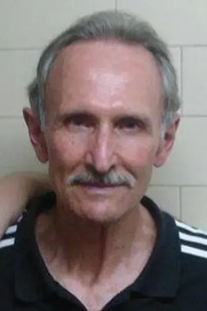 ارنست مائوزر