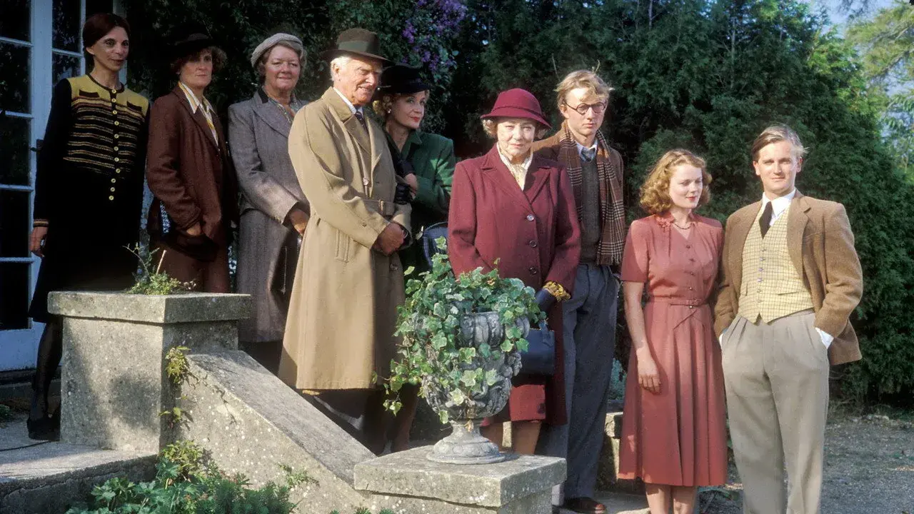 سریال خانم مارپل: یک قتل اعلام شد (Miss Marple: A Murder Is Announced 1985)