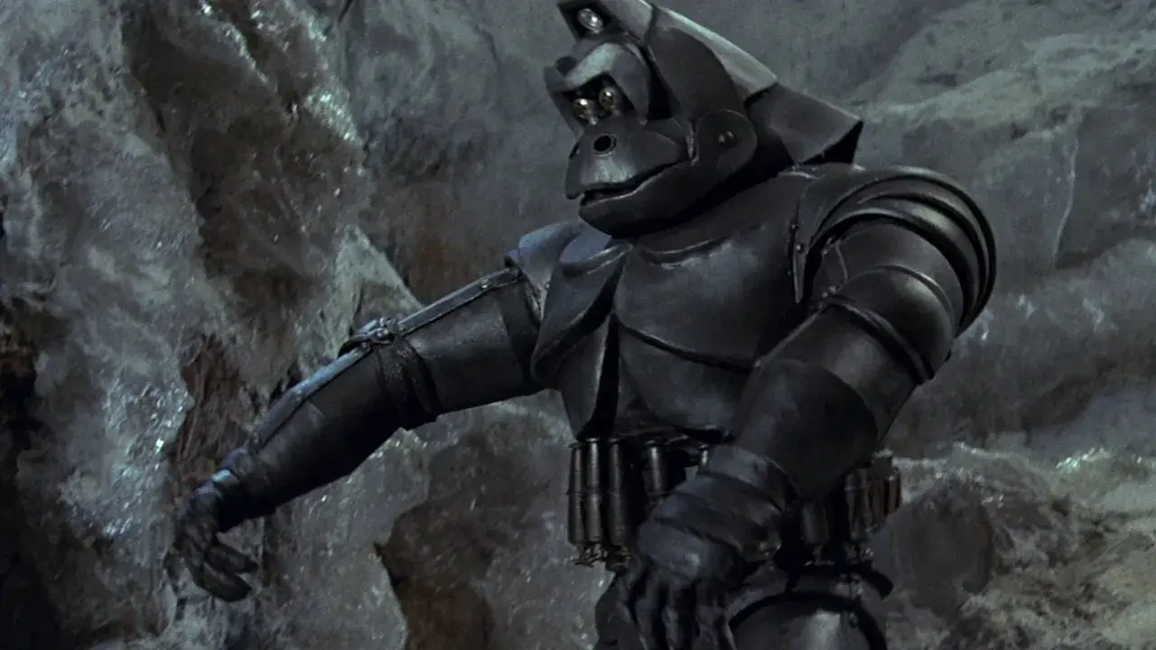فیلم کینگ کنگ فرار می کند (King Kong Escapes 1967)