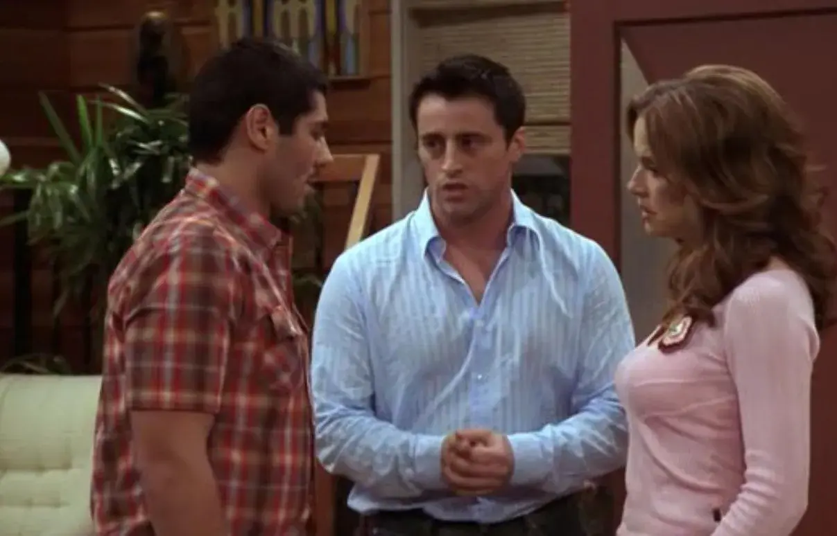 سریال جوی (Joey 2004)